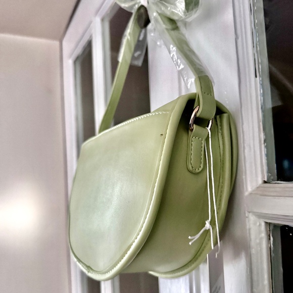 NWT Cavalli Class Green Crossbody Bag Marina Saddle Flap - Picture 2 of 4